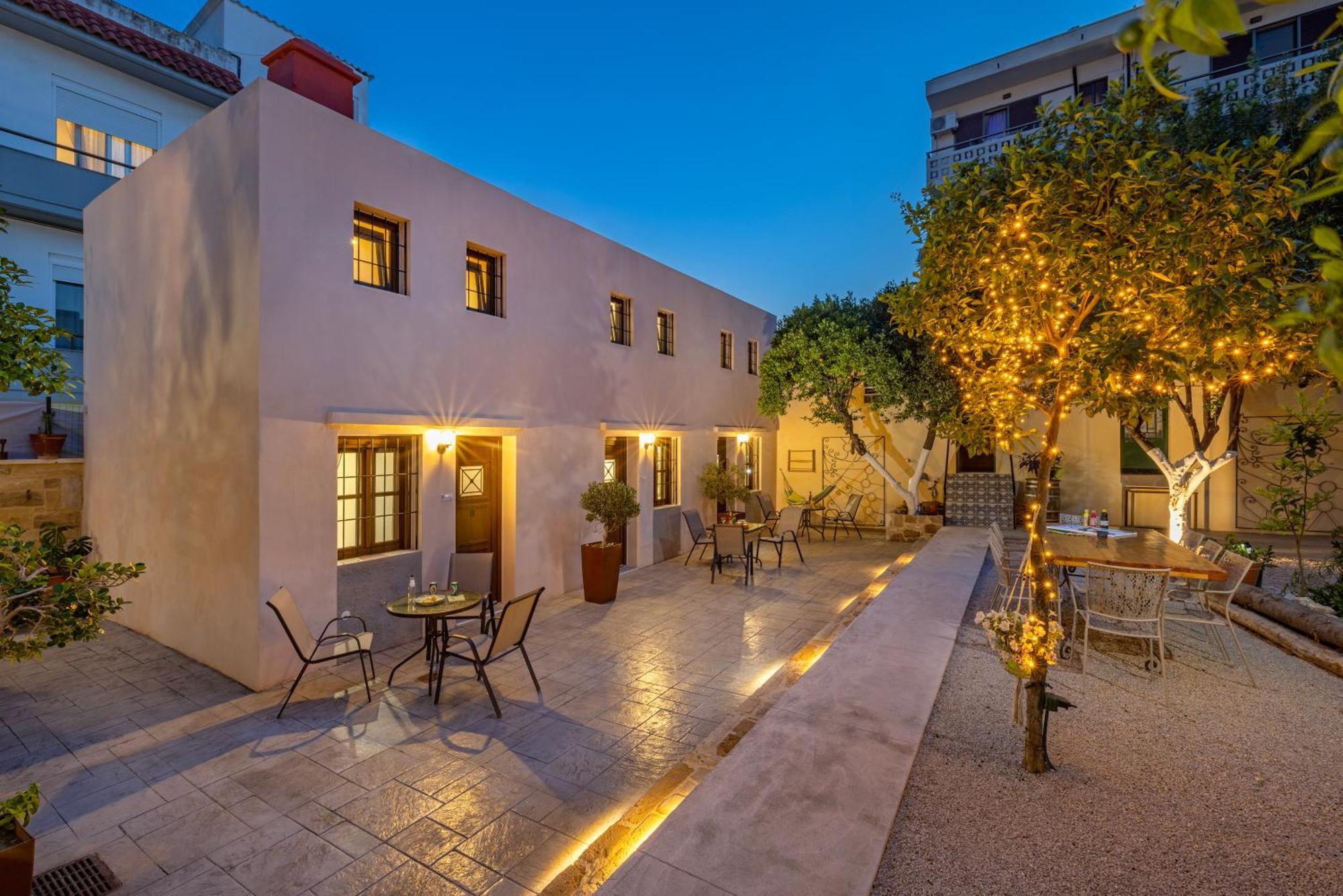 Sala Historical Luxury Suites Rhodes City Exterior foto